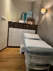 Mount Elizabeth Novena Hospital (D12), Retail #364487271